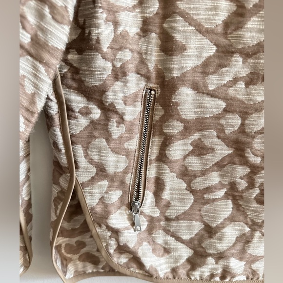 Lafayette 148 New York • Animal Print Jacquard Zip Front Jacket Large Neutral - Picture 4 of 10